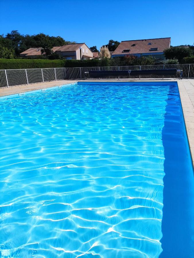 Charmante Maison De Vacances, 4P, Piscines, Proche Gohaud Saint-Michel-Chef-Chef Exterior photo